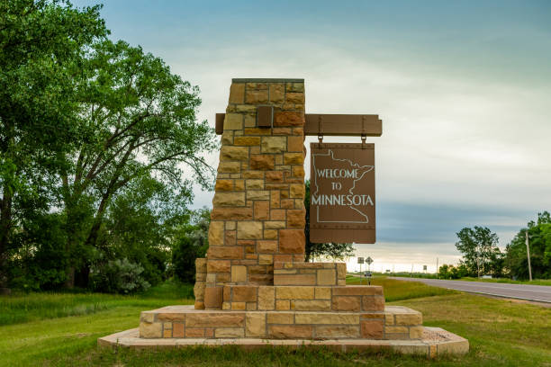 istock Welcome to Minnesota Sign 1124562545