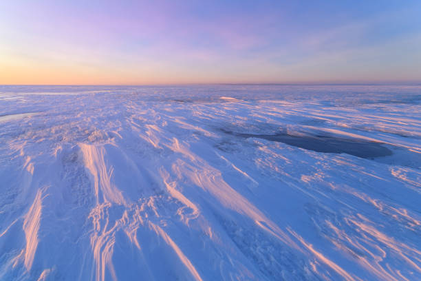 istock a bright winter morning landscape 1124565819