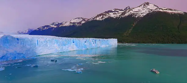 Perito Moreno Glacier and ship on Lake Argentino – El Calafate, Patagonia Argentina