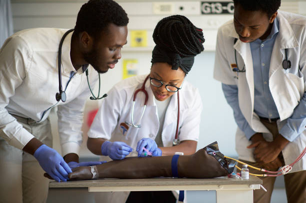 Phlebotomy Tutorial 600+ Phlebotomy Training Stock Photos, Pictures & Royalty-Free Images ...