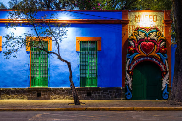 Frida Kahlo Museum aka Blue House (La Casa Azul) in Mexico City, Mexico Mexico City, Mexico - January 23, 2019: Wall by the entrance of the Blue House (La Casa Azul), a historic house and art museum dedicated to the life and work of Mexican artist Frida Kahlo. casa stock pictures, royalty-free photos & images