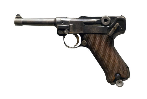 ルーガー P 08 ピストル - 拳銃のストックフォトや画像を多数ご用意