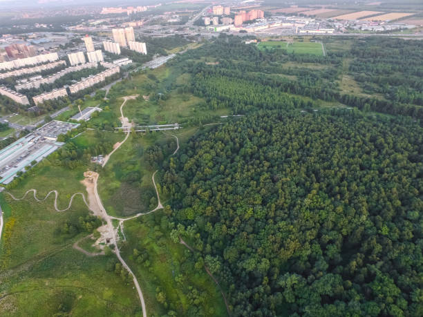 istock Suburban park and glade. Suburban landscape suburbs. 1124836643