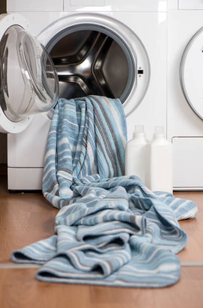istock Washing Machine With Clean Blanket 1124846886