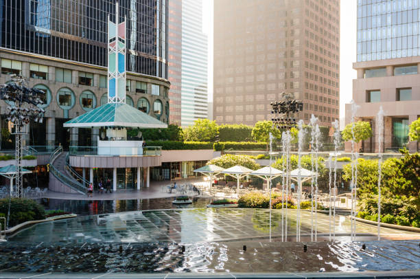 istock Urban Plaza Design Tranquil Views 1124895694