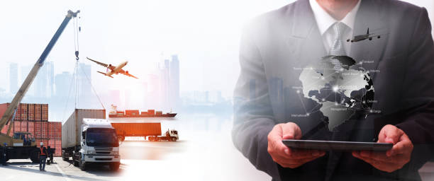 istock logistic, shipping business management 1124910884