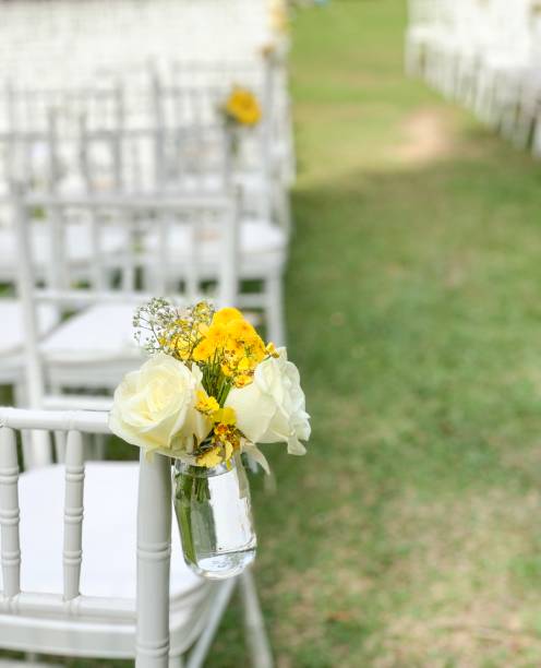istock Floral arrangement at a wedding reception 1124951914