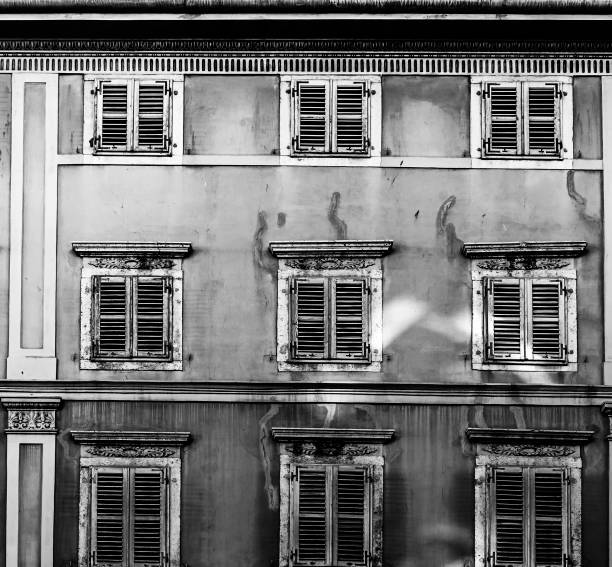 istock Old abandoned building with some symmetry 1124984634