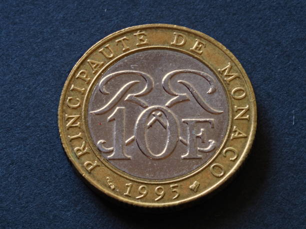 poprzednie stanowisko: 10 francs coin of monaco, 1995 - 1995 zdjęcia i obrazy z banku zdjęć