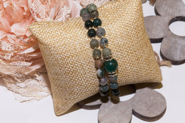 istock indian onyx agate natural stone green bracelet 1125091573