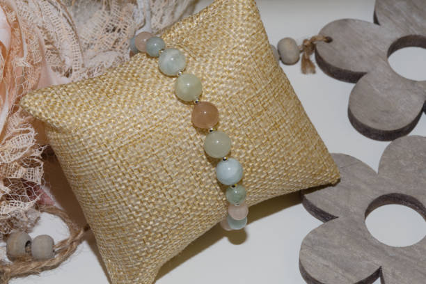 istock morganite and pearl quartz natural stone bracelet 1125091587