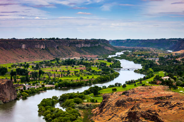 ヘビ川渓谷、トウィン フォールズ, アイダホ州 - snake river 写真 ストックフォトと画像