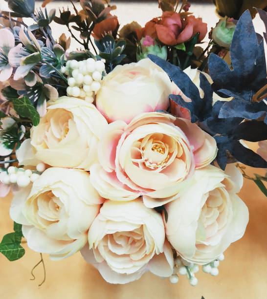 istock Flowers for Valentine's Day 1125108031