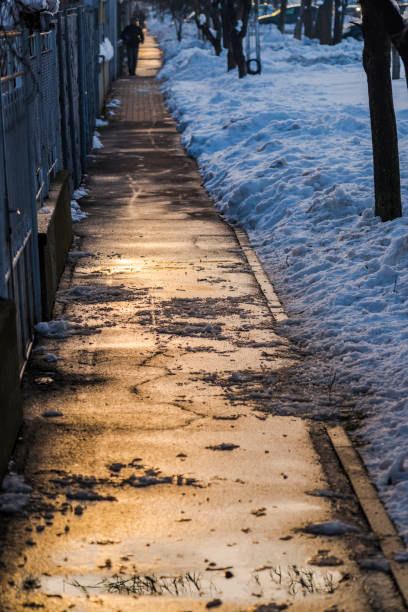istock Sunset winter on the street 1125109839