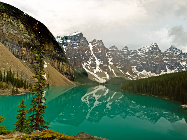 istock Lake in the mountains of Canada, pristine nature 1125167799