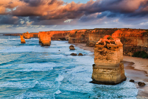 istock VIC 12 apostles sunbeam close set 1125174067