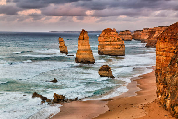 istock GOR 12 Apostles Pink set close 1125175643