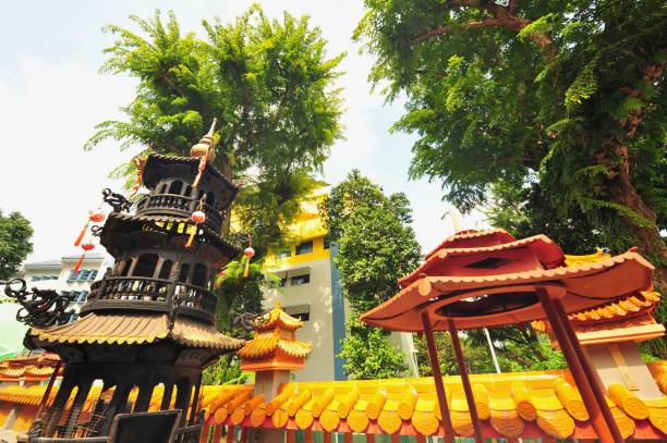 istock Tan Gah Beo Temple in Singapore 1125213531