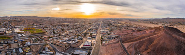 barstow aerial panorama sunset california usa - san bernardino imagens e fotografias de stock