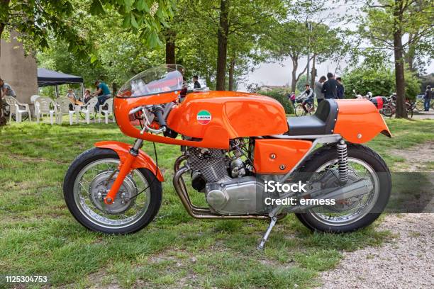 Deportes Vintage Moto Laverda 750 Sfc Foto de stock y más banco de imágenes de 1970-1979 - 1970-1979, Anticuado, Antiguo