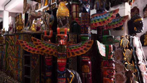 istock souvenir shop in Bali 1125305577