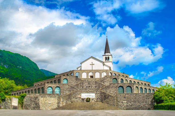 the italian military memorial in Caporetto or Kobarid in Slovenia, a World War I landmark in Europe the italian military memorial in Caporetto or Kobarid in Slovenia, a World War I landmark in Europe . soca valley stock pictures, royalty-free photos & images