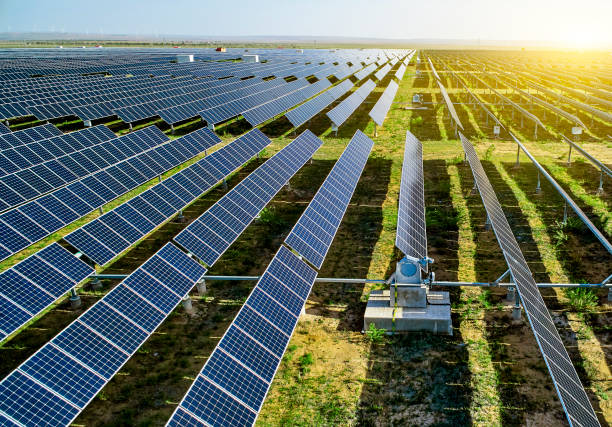istock Photovoltaic automatic rotating shaft shooting 1125352746