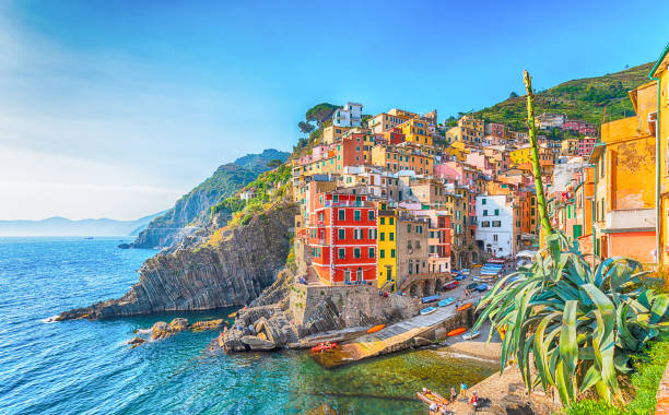 istock Coastal village Riomaggiore, Cinque Terre 1125368539