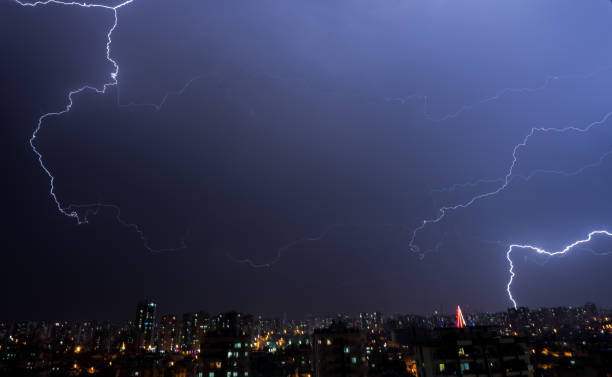 istock storm and city 1125369502