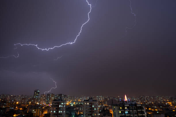 istock storm and city 1125369555