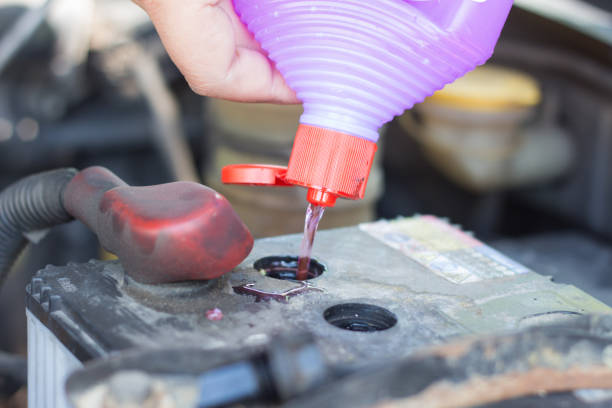 istock Fill distilled water in the battery 1125484714