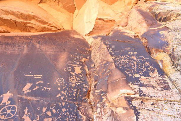 istock Petroglyphs on Newspaper Rock at Utah 1125530976