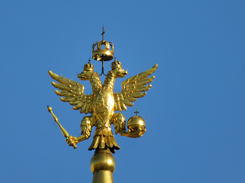 Madrid, Spain - 25th April 2022. Victoria Alada. a bronze Winged Victory (Nike) by Federico Coullaut-Valera, placed on top of the Edificio Metrópolis in central Madrid, Spain.