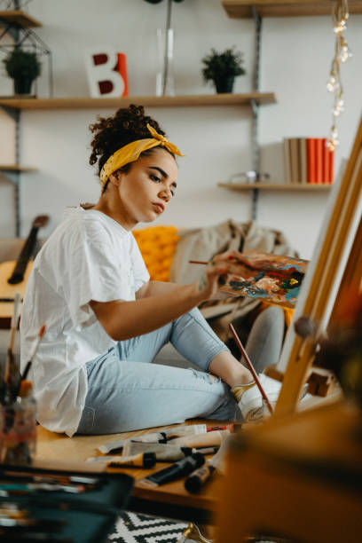 istock Process of painting 1125624187