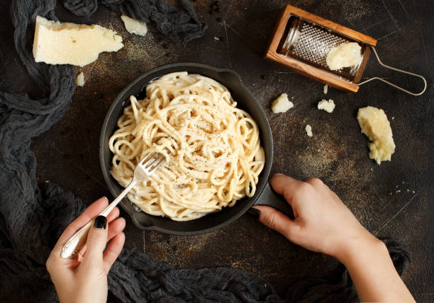 istock Cacio e pepe, italian cheese and pepper pasta 1125667075
