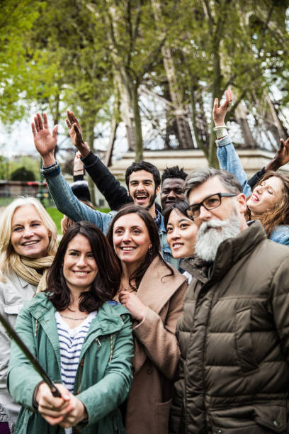 istock Students on travel in Paris - Tour Eiffel Outdoor lesson 1125667196