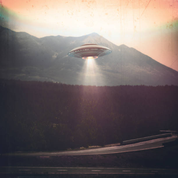 ufo ovni - ufology - fotografias e filmes do acervo