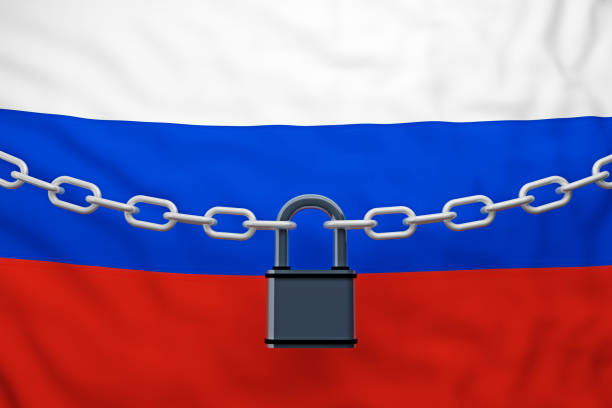 istock Russia flag closed chain with padlock 1125772935