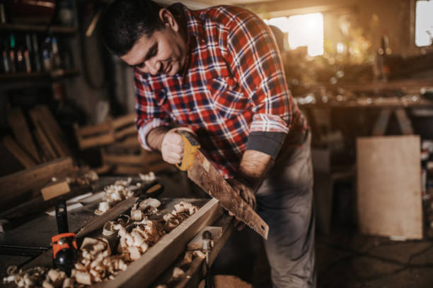 istock Starting own small business 1125848252