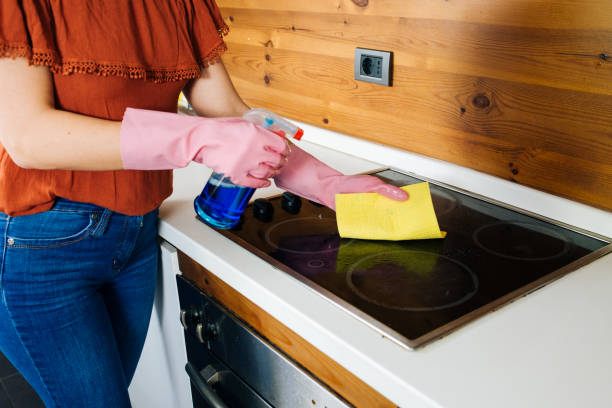 istock Hardworking Housewife Cleaning The Kitchen 1125857802