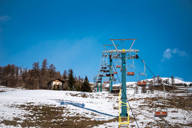 istock Scenic Chair Lift Rides 1125864550