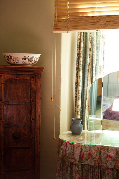 istock Traditional English Cottage Bedroom 1125884513