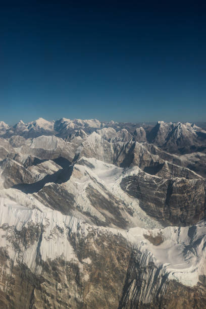istock Dry and snowy mountain 1125888500