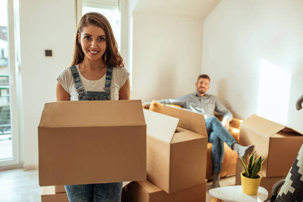 istock Can not wait to decorate our new home 1125894777