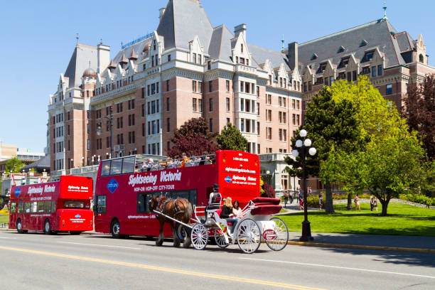 the way to travel - empress hotel imagens e fotografias de stock