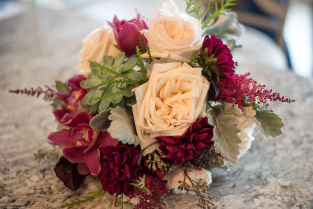 istock Fresh Flower Bridal Bouquet 1125938000