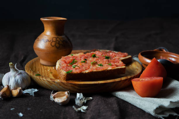 istock Spanish tomato toast 