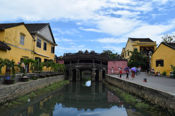 istock Dragon bridge in Vietnam 1125987260