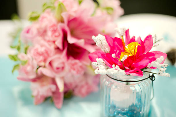 istock Fresh Flowers and Wedding Favors 1125991973