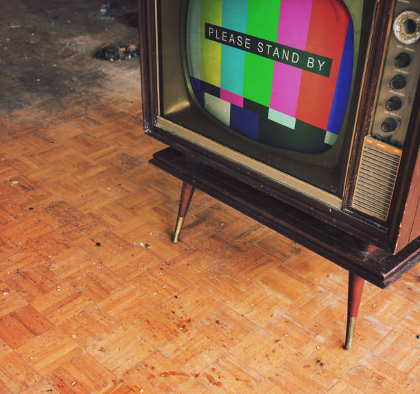 Please Stand By Test Pattern Vintage tube television with Please Stand By test pattern. classic retro tv with white noise stock pictures, royalty-free photos & images